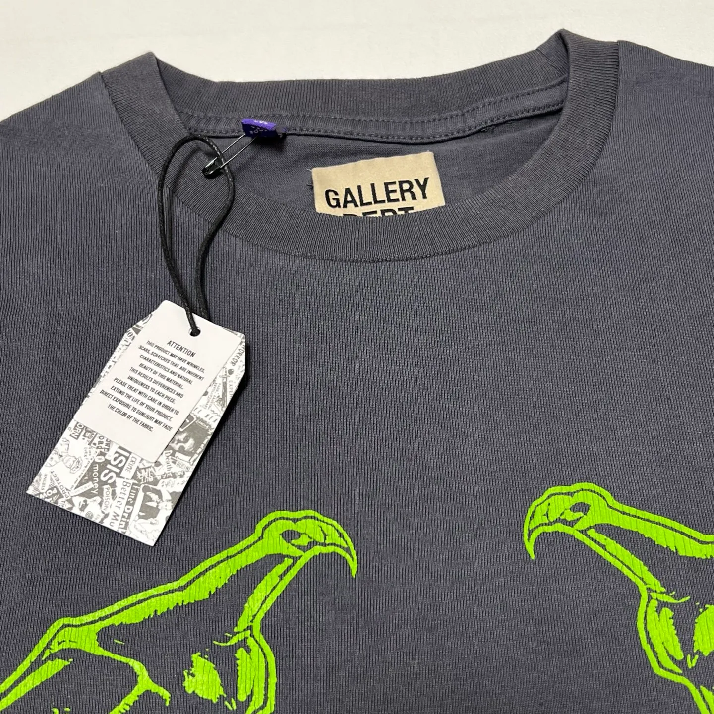 GALLERY DEPT. ATK NIGHT TEE/WALK ATK series latest model Bat skull glitter LOGO distressed TEE Washed black S-XL Garment dyeing Rewashed distressed Original consistent main mark➕ATK series main mark Correct version Top-notch printing technology Divine restoration
